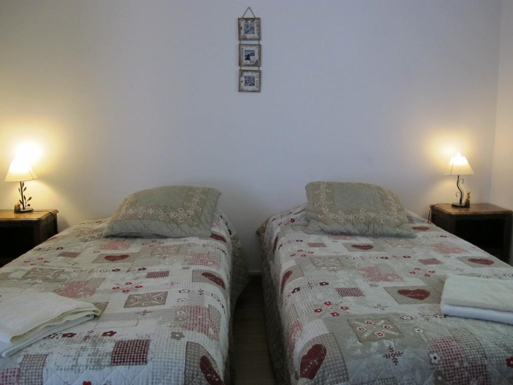 Vila La Cazalere Campan Pokoj fotografie