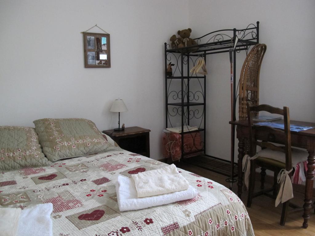 Vila La Cazalere Campan Pokoj fotografie
